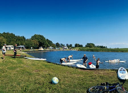 RegenbogenAG Camp Born